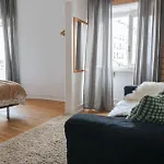 Daniela\'S Lisboa Central Room 302